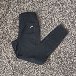 Sketchers Woman's Black Leggings